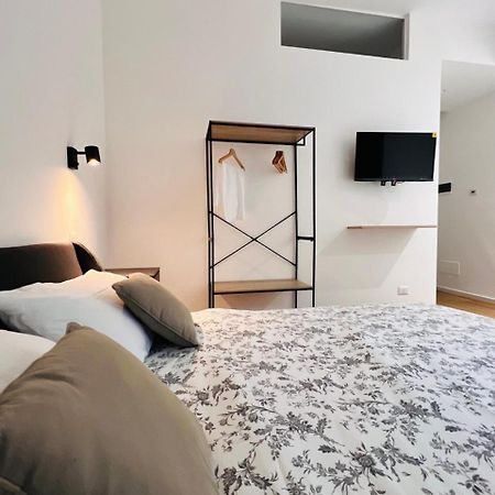 Finella Charming Rooms Bari Luaran gambar