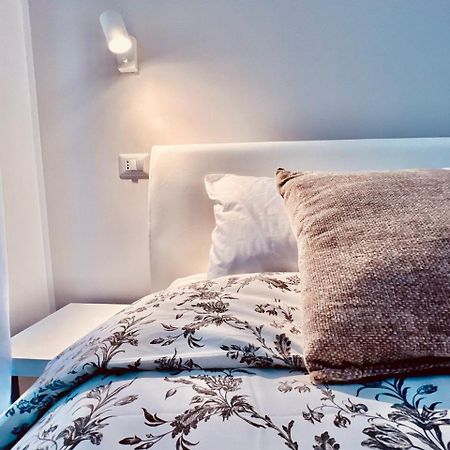 Finella Charming Rooms Bari Luaran gambar